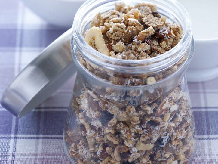 Muesli con frutta a guscio