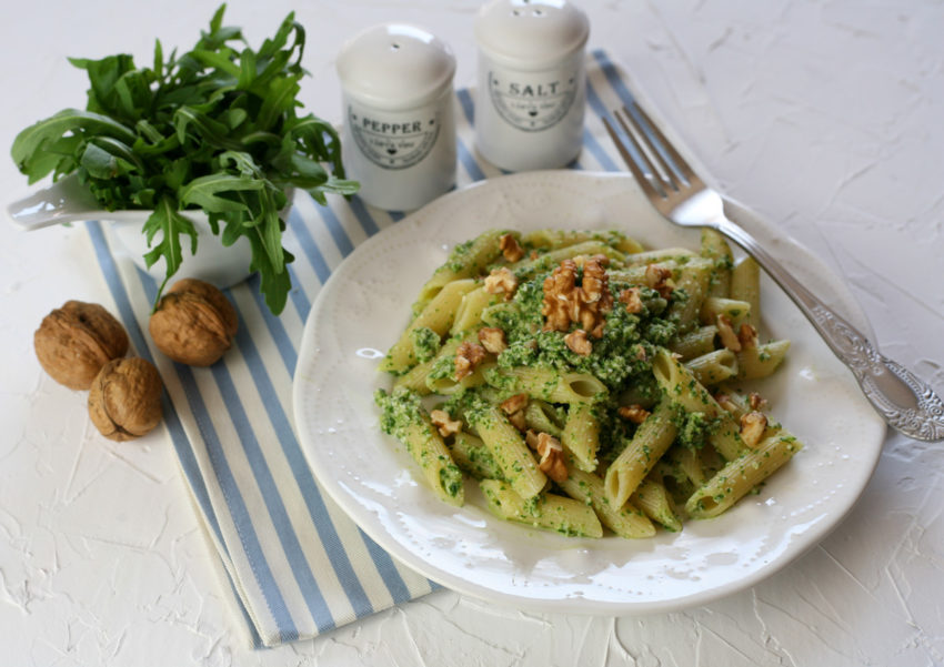 🍅 Pasta al pesto di rucola e noci con pomodorini 🍅